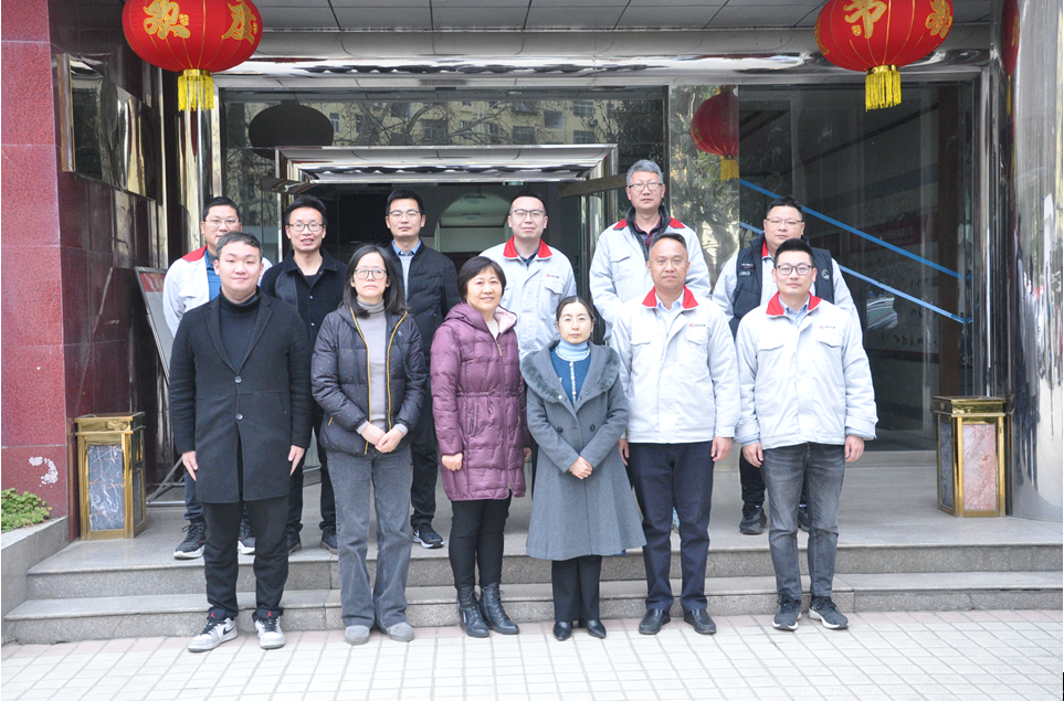 校企聯合培養，共促技術創新